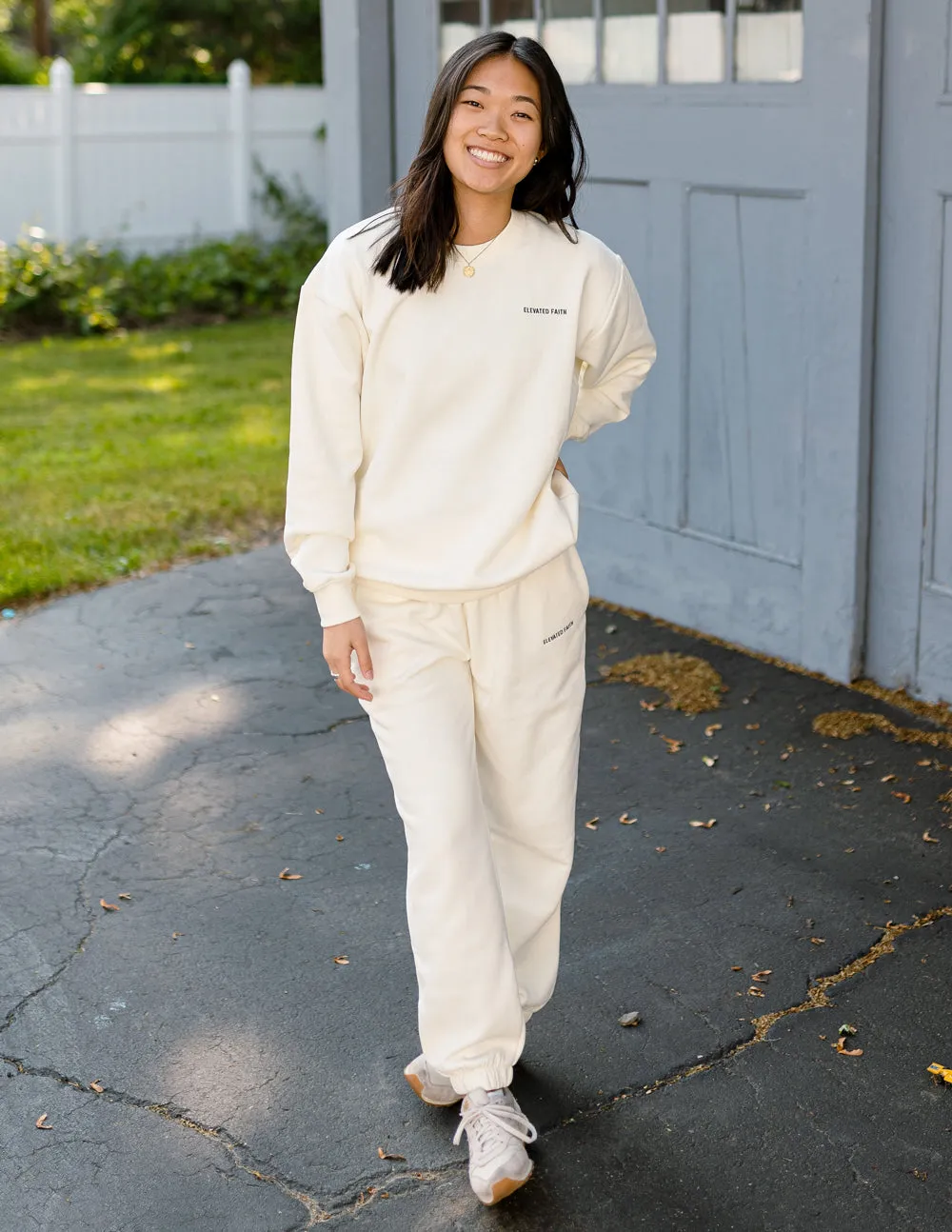 Basics White Sand Unisex Sweatpant