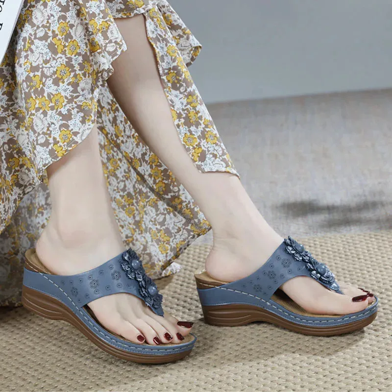 Fashion Thick Soled Beach Slippers Non-Slip Wedges Heel Metal