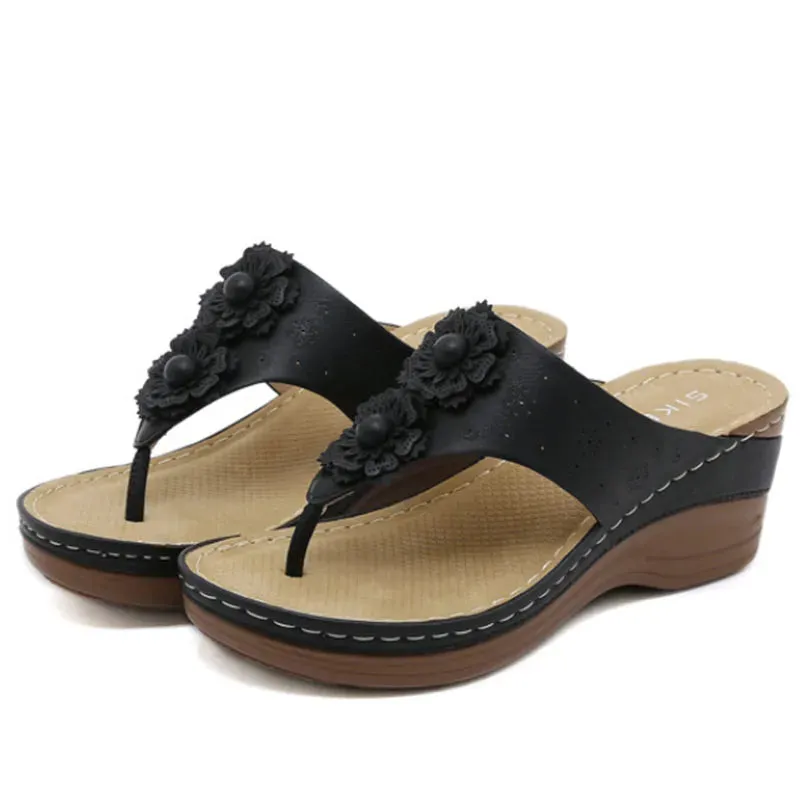 Fashion Thick Soled Beach Slippers Non-Slip Wedges Heel Metal