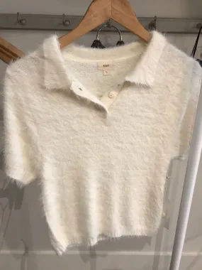 O & O fuzzy white tee